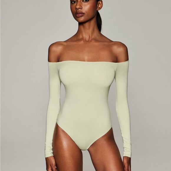 SKIMS Off-Shoulder Bodysuit Long Sleeve Pistachio Small - Picture 2 of 7